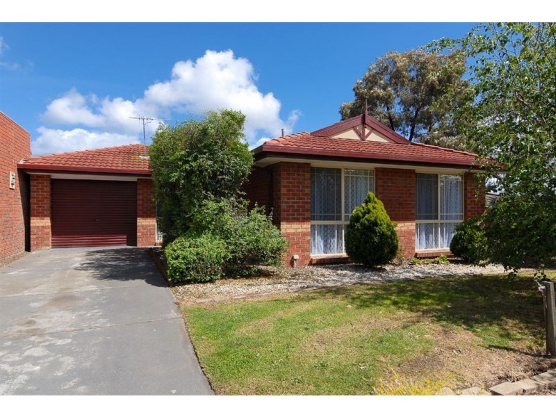 13 Orama Avenue, Carrum Downs VIC 3201