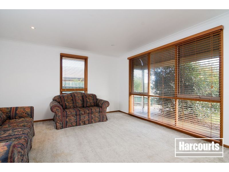 22 Woodvale Drive, Carrum Downs VIC 3201