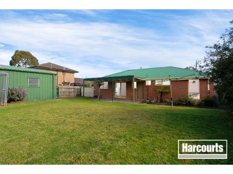 22 Woodvale Drive, Carrum Downs VIC 3201