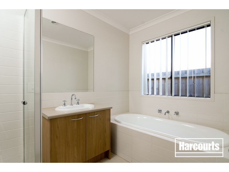 10 Wodalla Circuit, Sandhurst VIC 3977