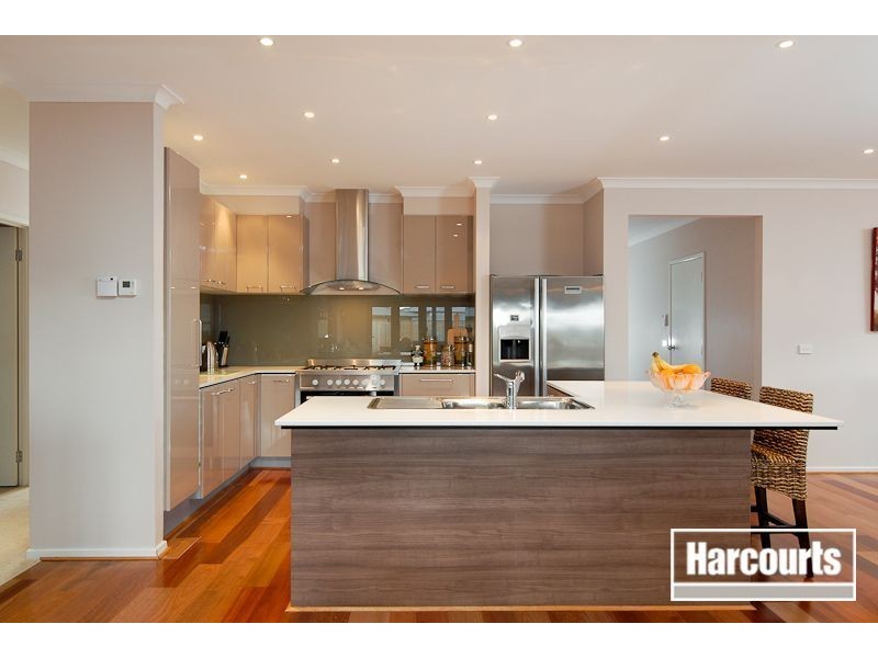70 Malua Circuit, Sandhurst VIC 3977