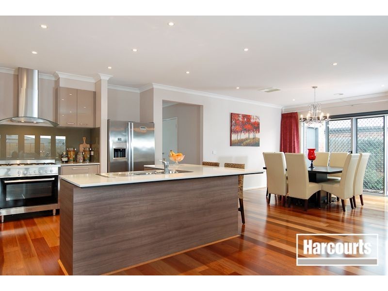 70 Malua Circuit, Sandhurst VIC 3977