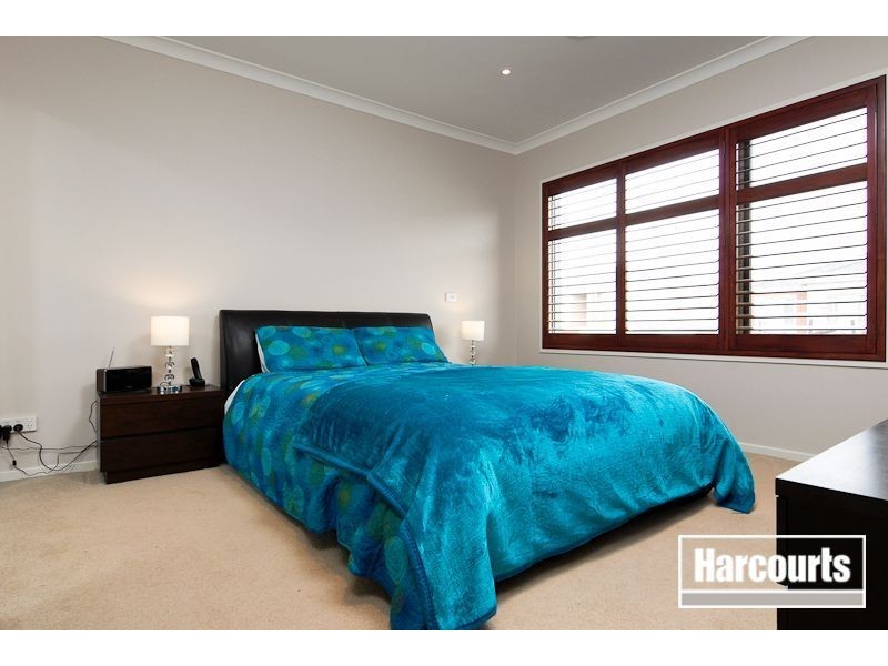 70 Malua Circuit, Sandhurst VIC 3977