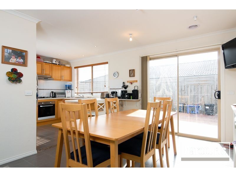 6 Omega Crescent, Carrum Downs VIC 3201