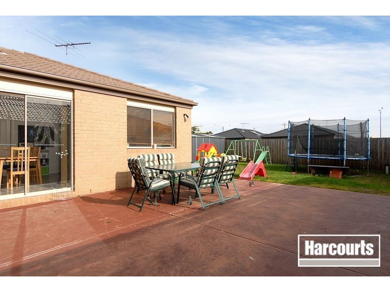 6 Omega Crescent, Carrum Downs VIC 3201