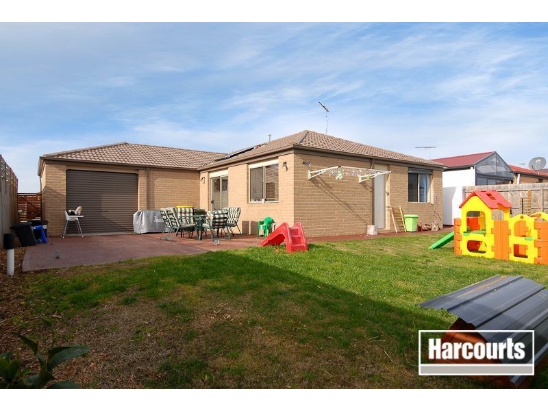 6 Omega Crescent, Carrum Downs VIC 3201