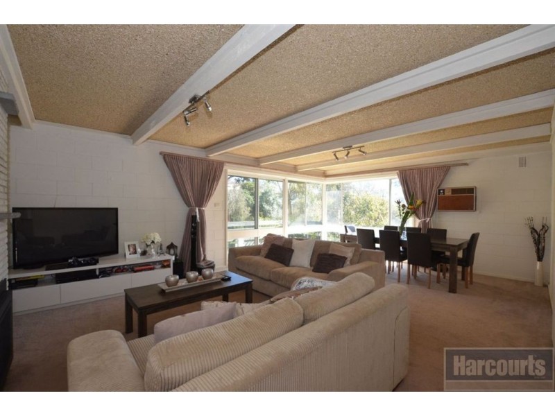 12 Fenton Crescent, Frankston South VIC 3199