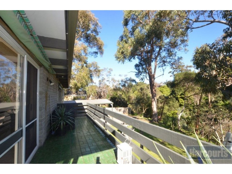 12 Fenton Crescent, Frankston South VIC 3199