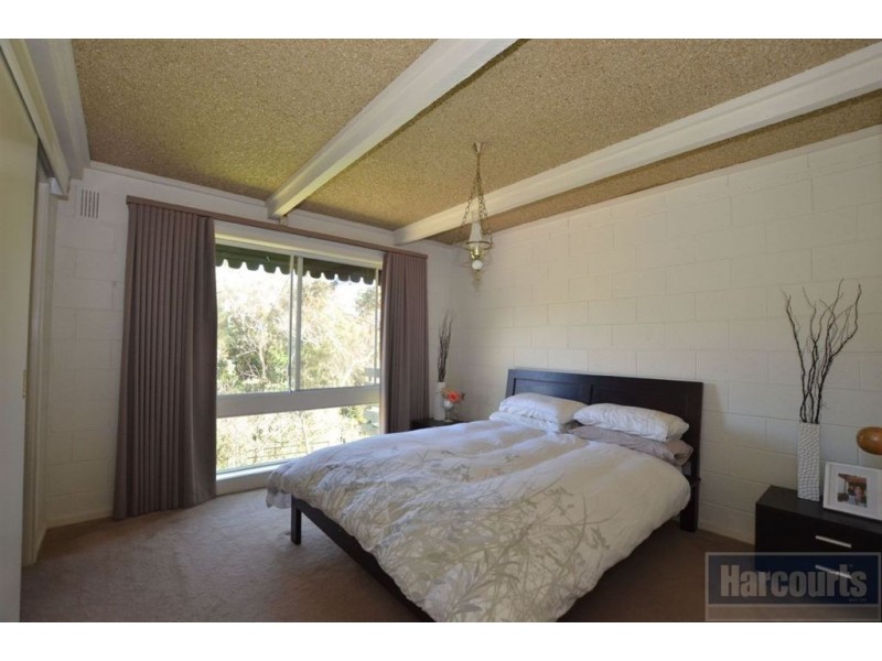 12 Fenton Crescent, Frankston South VIC 3199