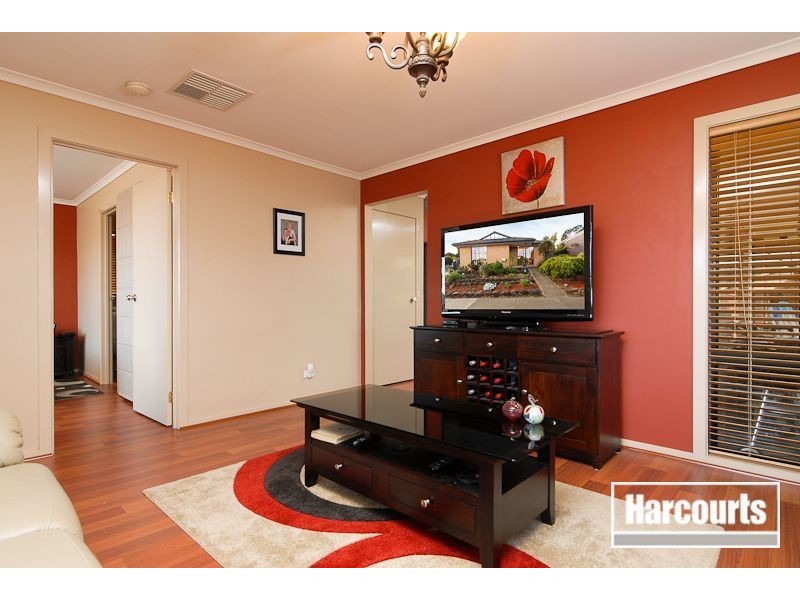 25 Hillview Drive, Carrum Downs VIC 3201