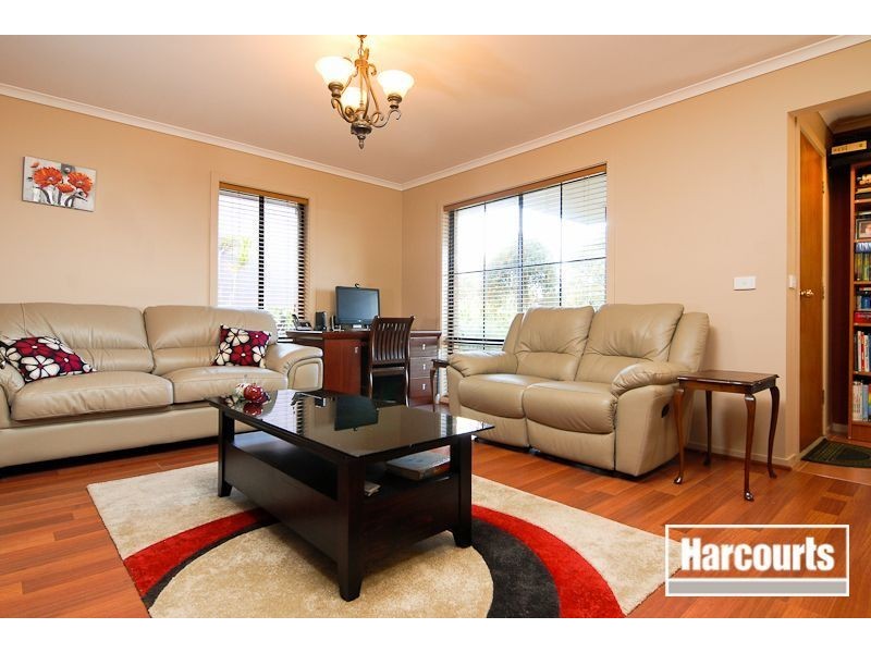 25 Hillview Drive, Carrum Downs VIC 3201