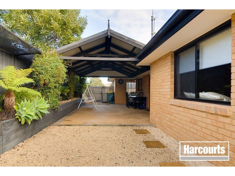 25 Hillview Drive, Carrum Downs VIC 3201