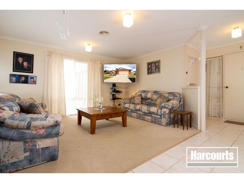 21 Manchester Drive, Skye VIC 3977