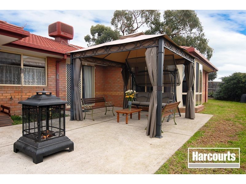 21 Manchester Drive, Skye VIC 3977