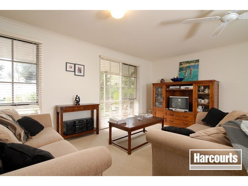 17 Mannagum Court, Carrum Downs VIC 3201