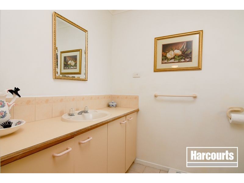 17 Mannagum Court, Carrum Downs VIC 3201