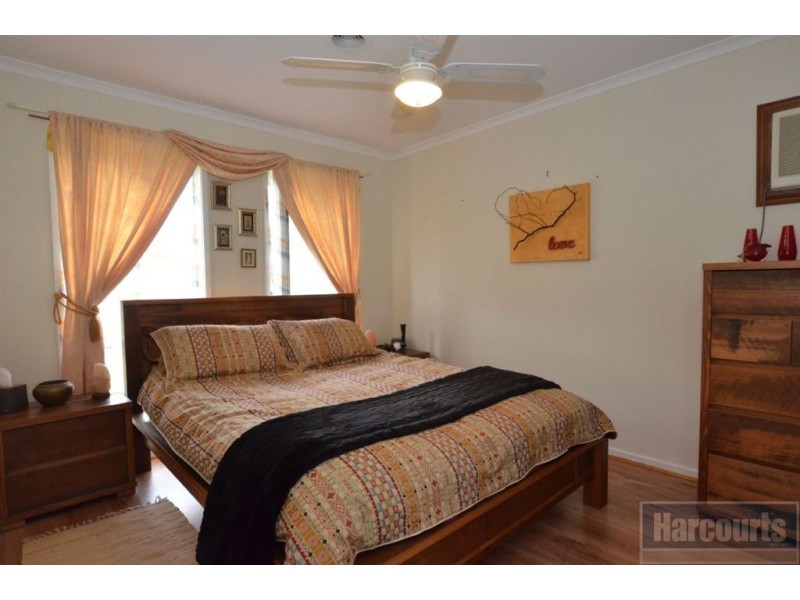 28 Broderick Road, Carrum Downs VIC 3201