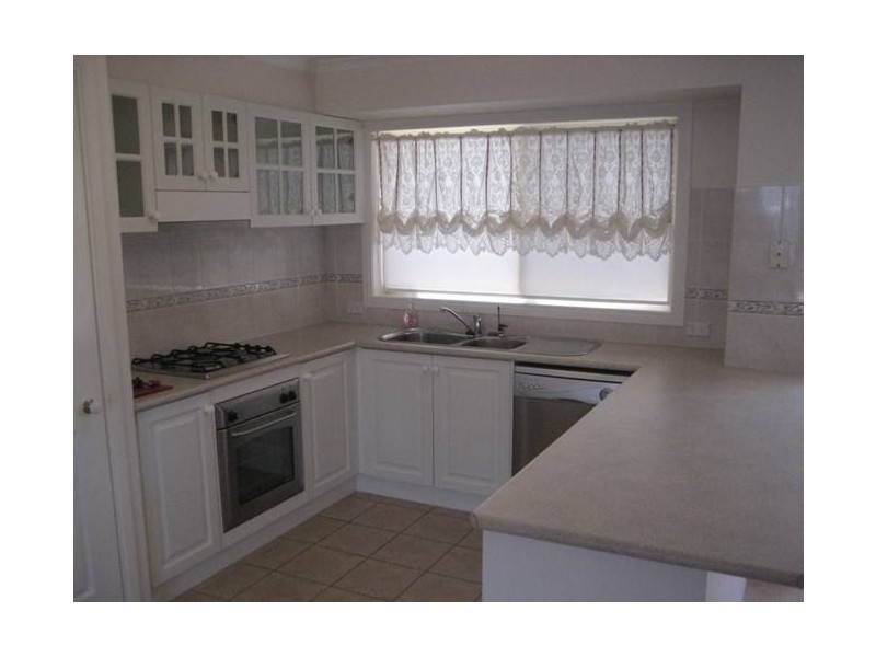 96 Oberon Drive, Carrum Downs VIC 3201