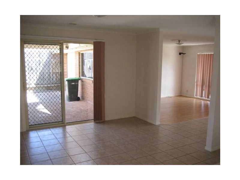 96 Oberon Drive, Carrum Downs VIC 3201