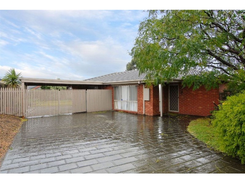 44 Carrington Crescent, Carrum Downs VIC 3201