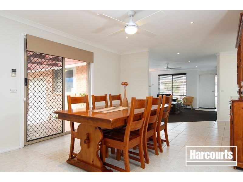 33 Chapman Street, Carrum Downs VIC 3201