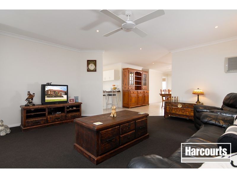 33 Chapman Street, Carrum Downs VIC 3201