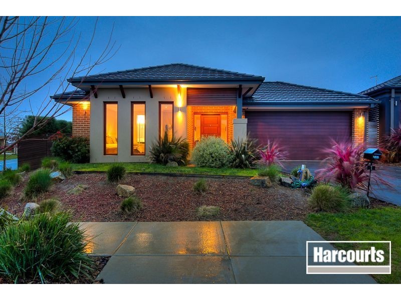 1 Wodalla Circuit, Sandhurst VIC 3977