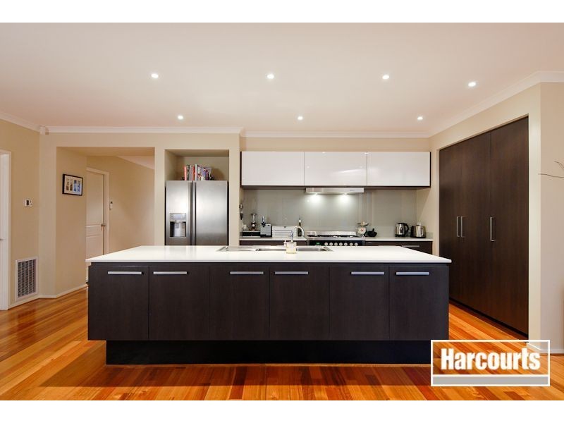 1 Wodalla Circuit, Sandhurst VIC 3977