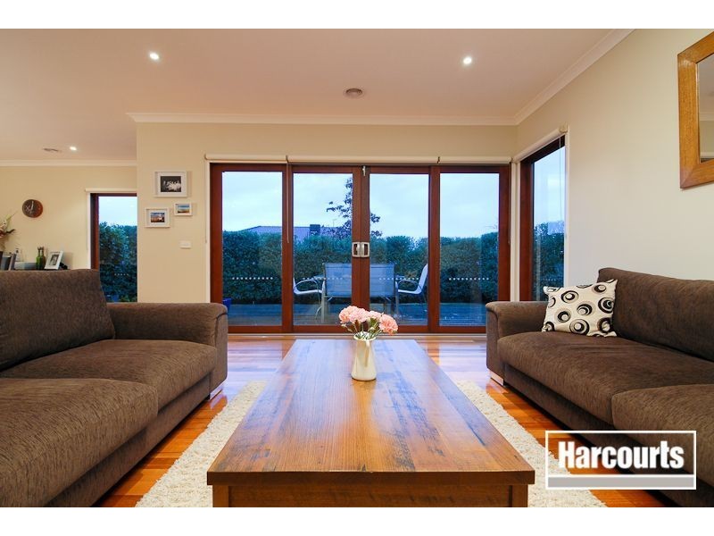 1 Wodalla Circuit, Sandhurst VIC 3977