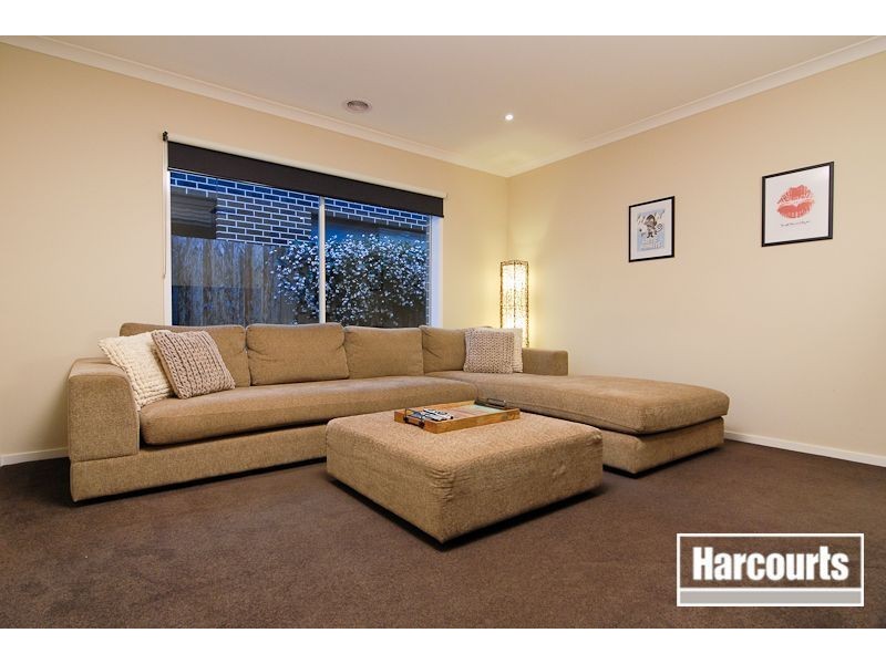 1 Wodalla Circuit, Sandhurst VIC 3977