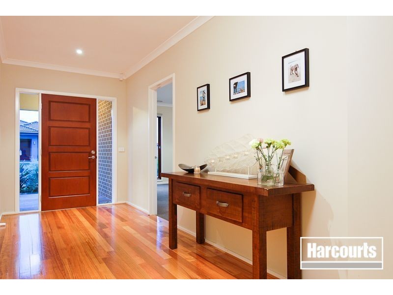 1 Wodalla Circuit, Sandhurst VIC 3977