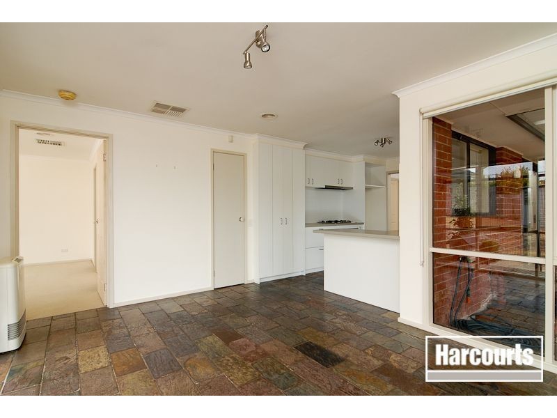 9 Kyrie Court, Carrum Downs VIC 3201