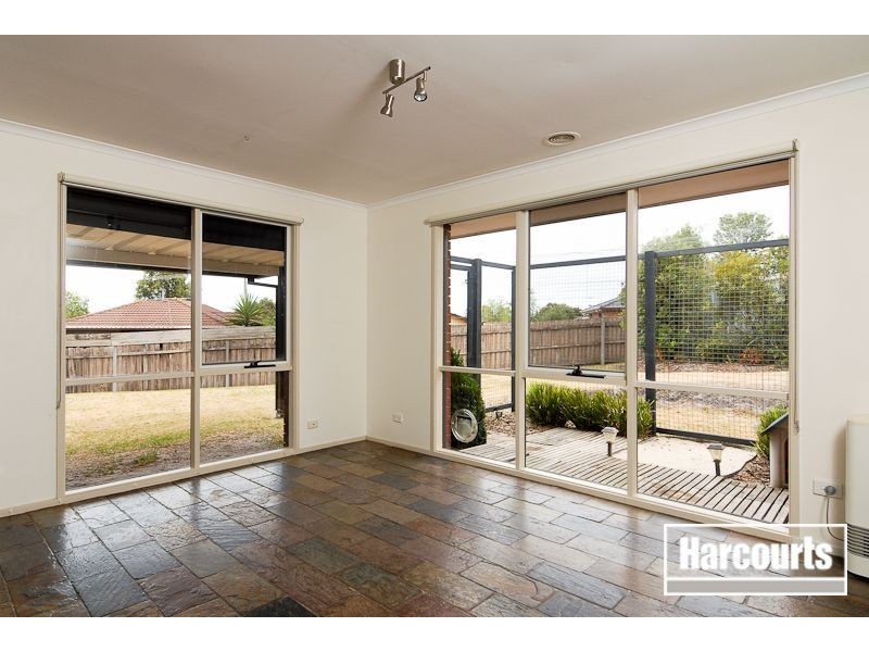 9 Kyrie Court, Carrum Downs VIC 3201