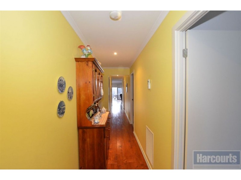8 Wendel Court, Carrum Downs VIC 3201