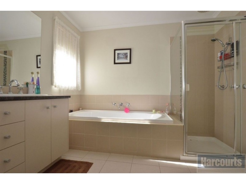 8 Wendel Court, Carrum Downs VIC 3201