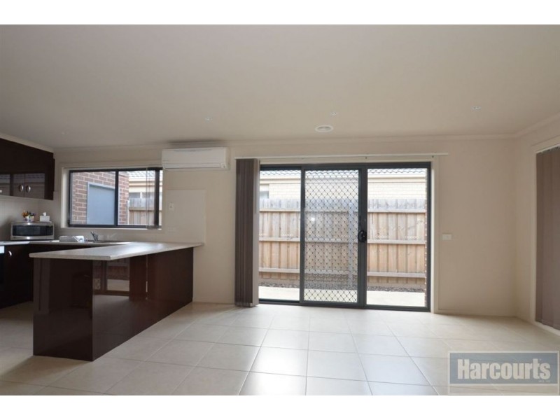 12 Myhaven Circuit, Carrum Downs VIC 3201