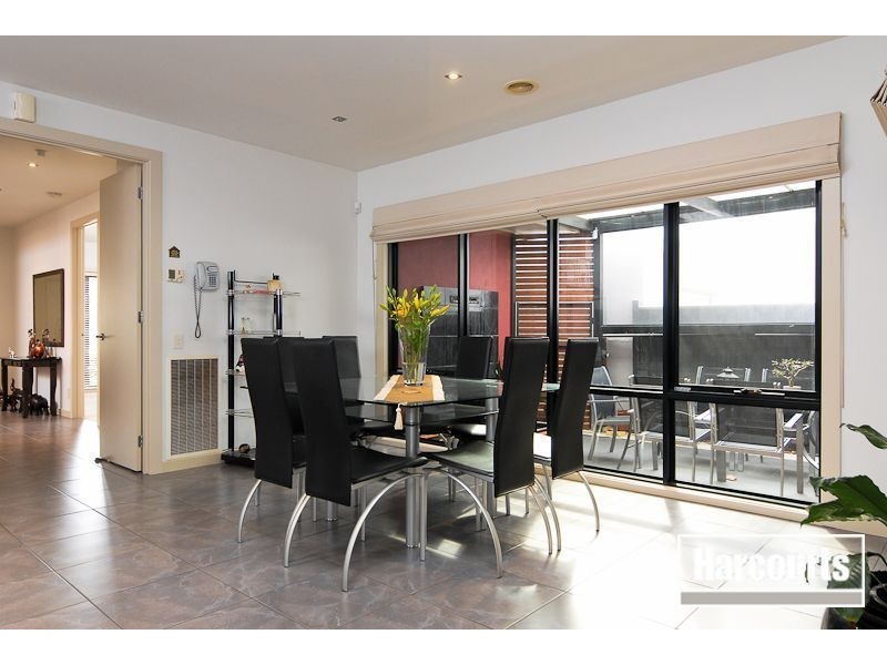 99 Sandhurst Boulevard, Sandhurst VIC 3977