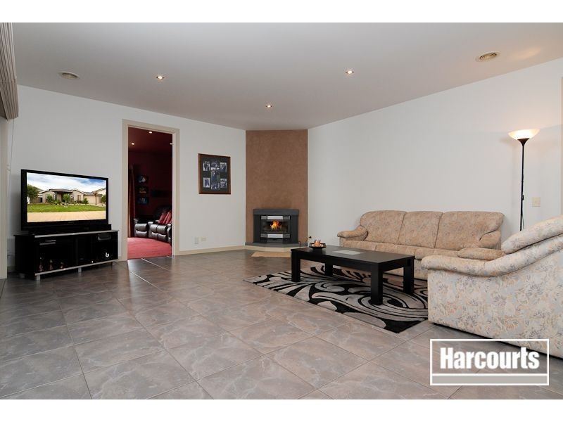 99 Sandhurst Boulevard, Sandhurst VIC 3977