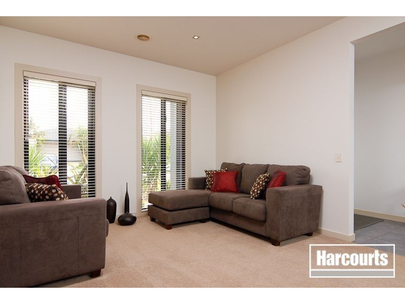 99 Sandhurst Boulevard, Sandhurst VIC 3977