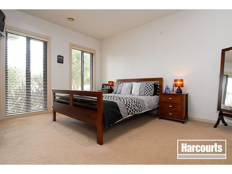 99 Sandhurst Boulevard, Sandhurst VIC 3977