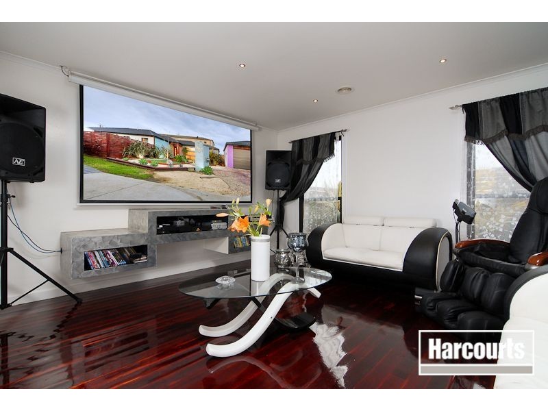 18 Garnet Close, Skye VIC 3977