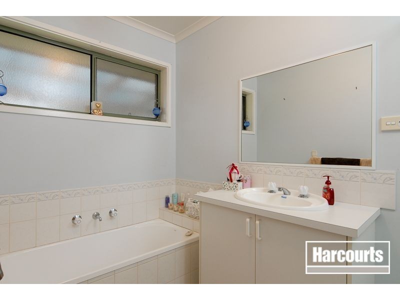 1 Marshall Close, Carrum Downs VIC 3201