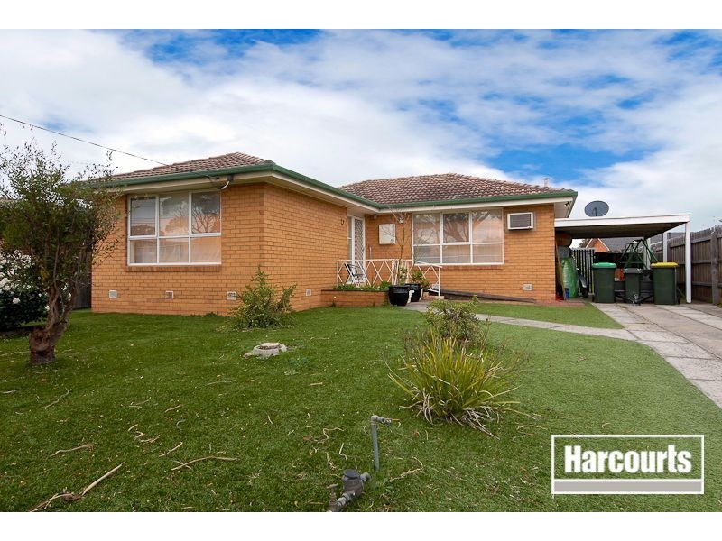 8 Selsey Street, Seaford VIC 3198