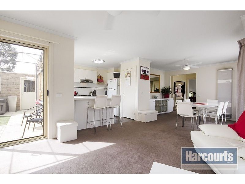 1/27 Hall Road, Carrum Downs VIC 3201