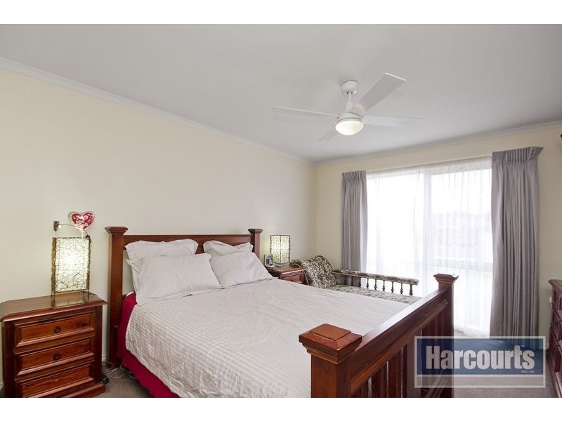 1/27 Hall Road, Carrum Downs VIC 3201