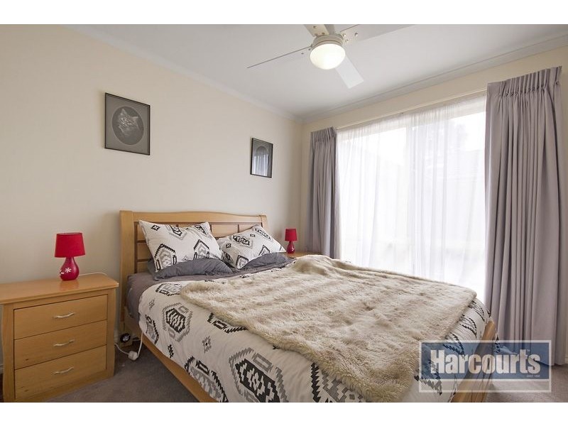 1/27 Hall Road, Carrum Downs VIC 3201