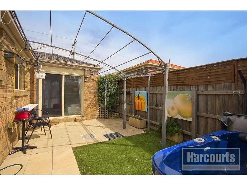 1/27 Hall Road, Carrum Downs VIC 3201
