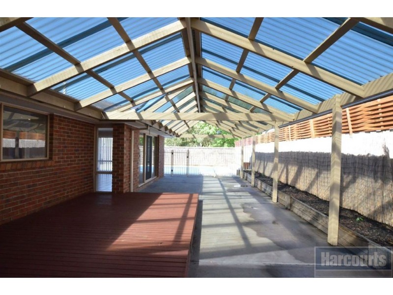 102 Oberon Drive, Carrum Downs VIC 3201