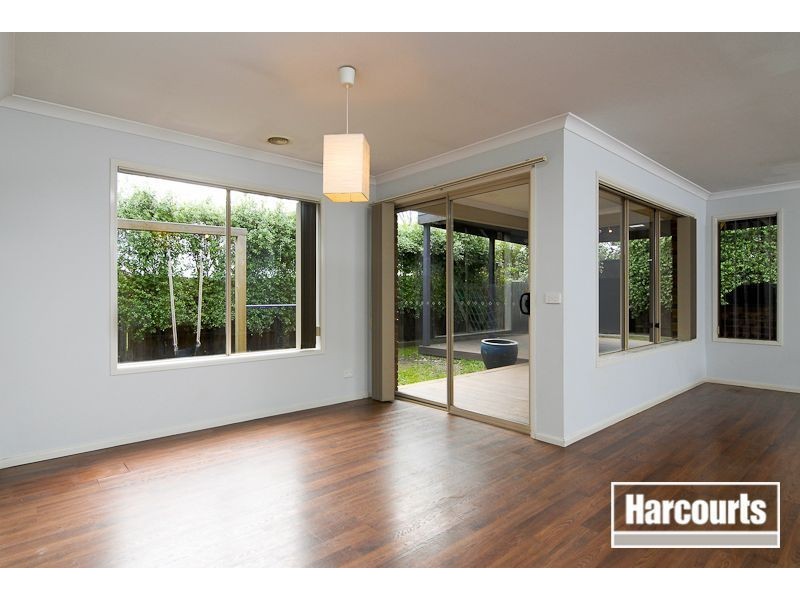 37 Chardonnay Drive, Skye VIC 3977