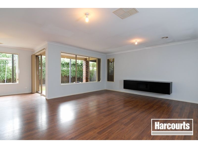 37 Chardonnay Drive, Skye VIC 3977